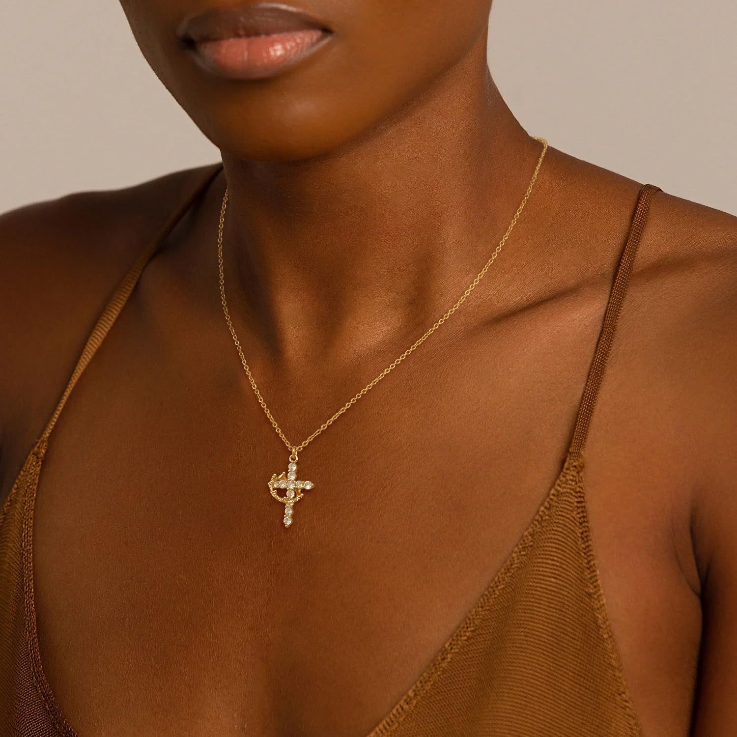 Cross Necklace for Women-Dainty 14K Gold Plated/Silver Plated Pendant Necklaces Simple Cross Pendant Necklace Cute Tiny Jewelry for Women